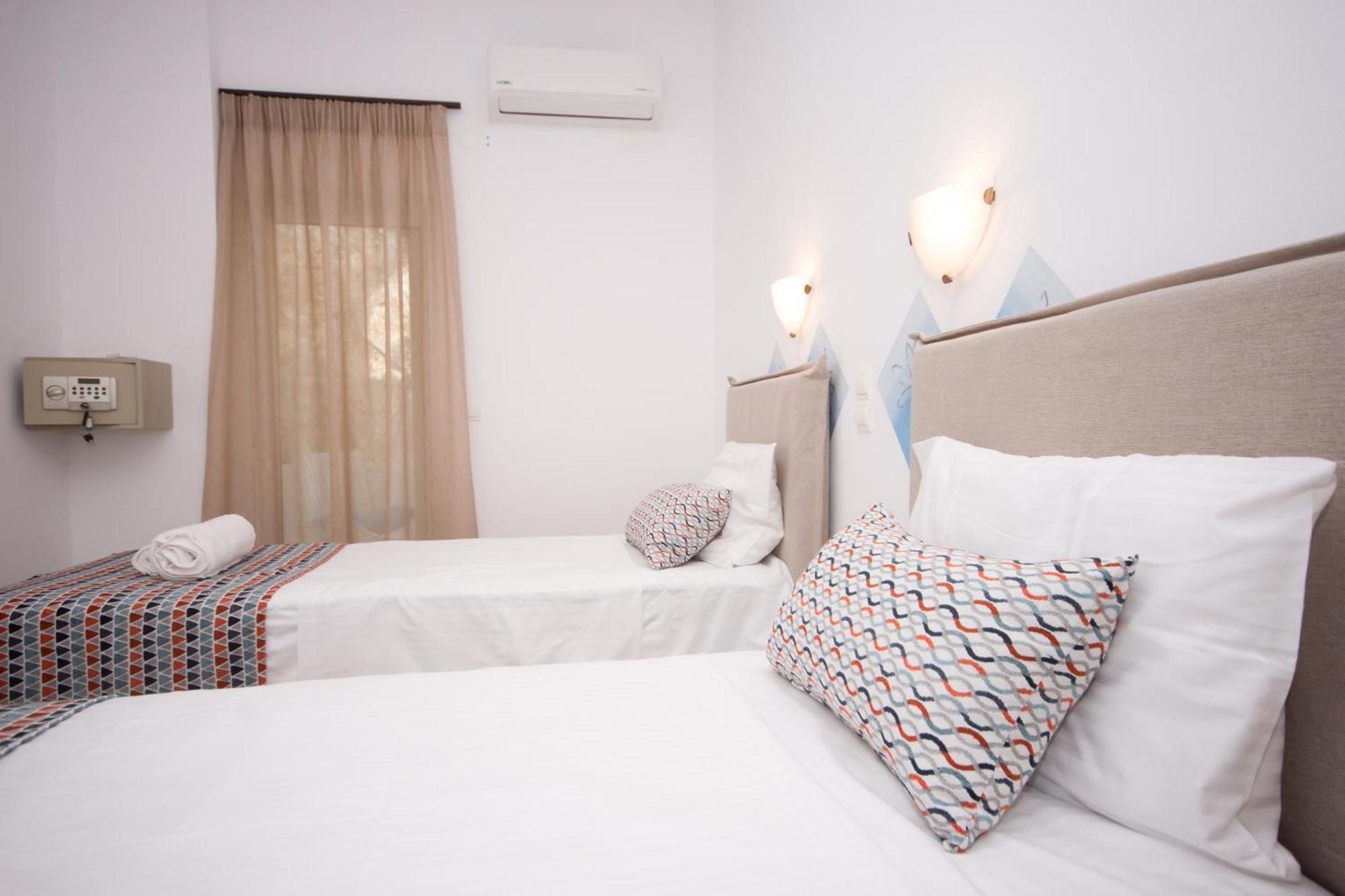 Infinity Wellness Boutique Hotel Afrata ภายนอก รูปภาพ